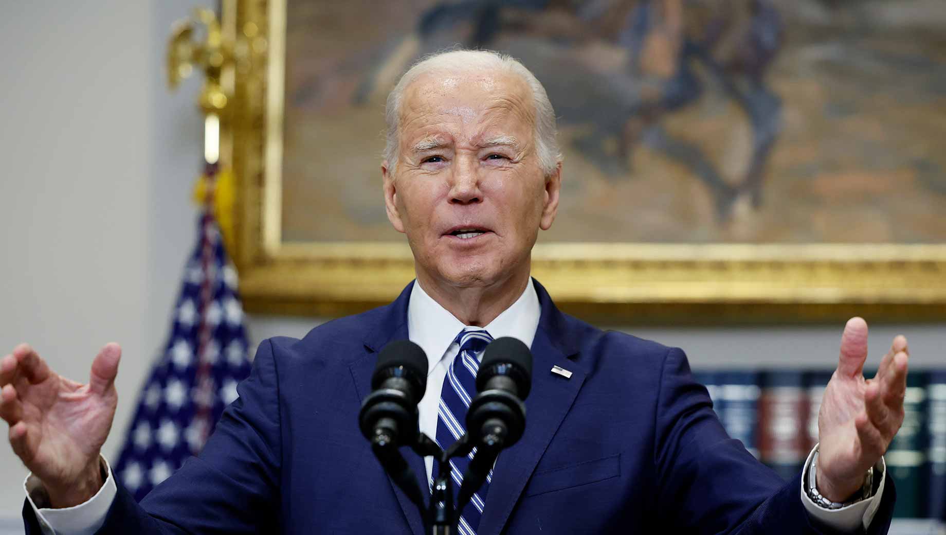 Biden’s Job Approval Edges Down to 38%
